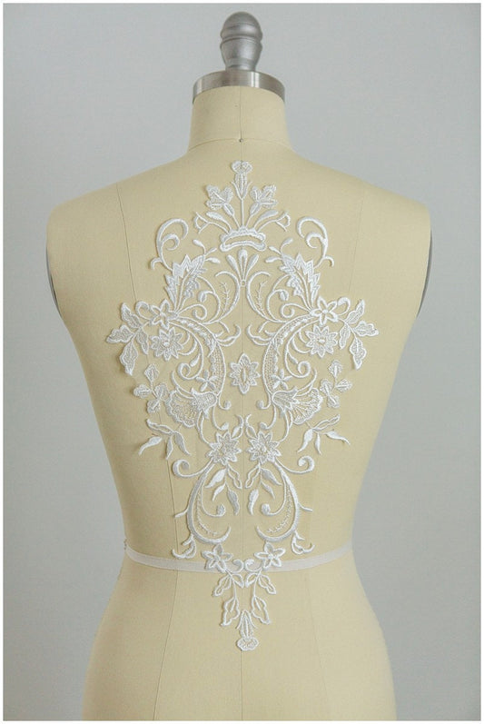Blumen Applikation, Spitzenblume, Illusion Back Lace Applikation, Lace Patch, Hochzeitskleid Applikation, Lace Ornament, Große Applikation// A17-025