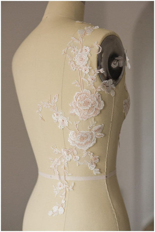 Helle Champagner/ Pfirsich gespiegelte Hochzeitskleid Applikation, Blumen Applikation, Spitzenblume, Llusion Back Lace, Blütenspitze// A17-040