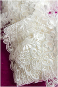 soft elegant lace trim/ bridal lace/ Chantilly lace/ ornament lace trim/ lingerie lace trim// T17-036