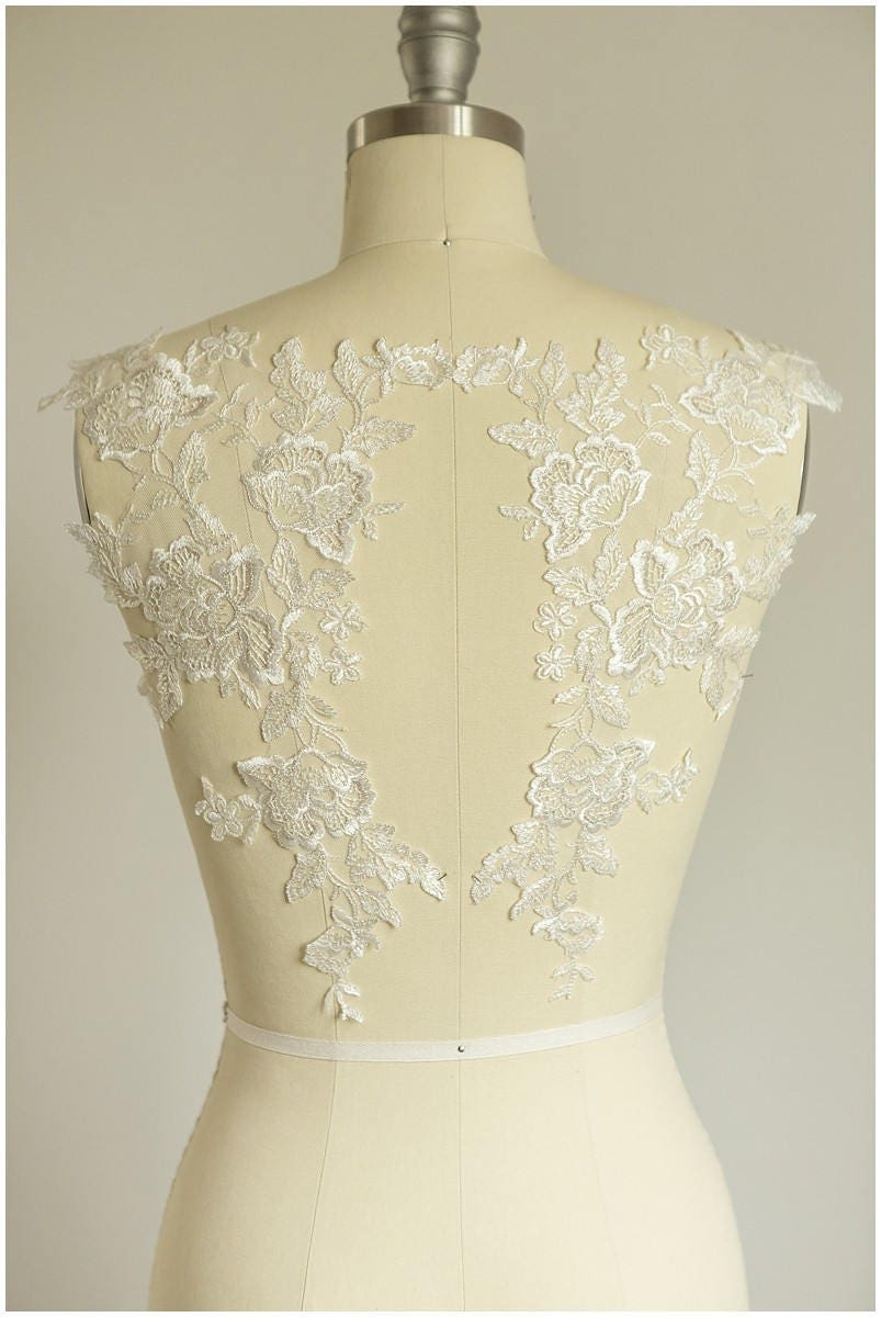 2Stk. gespiegelte Spitzenblumen, Spitzenaufnäher, Spitzenblumen Applikation - IVORY/ SILBER - Brautkleid Applikation, Hochzeitskleid Spitze Blume// A17-055