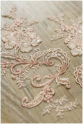 A17-091 / 2x ROSÉ GOLD gespiegelte Spitzenblume Applikation, Spitzenblume, Hochzeitskleid Spitze, Spitzenaufnäher, Brautkleid Applikation