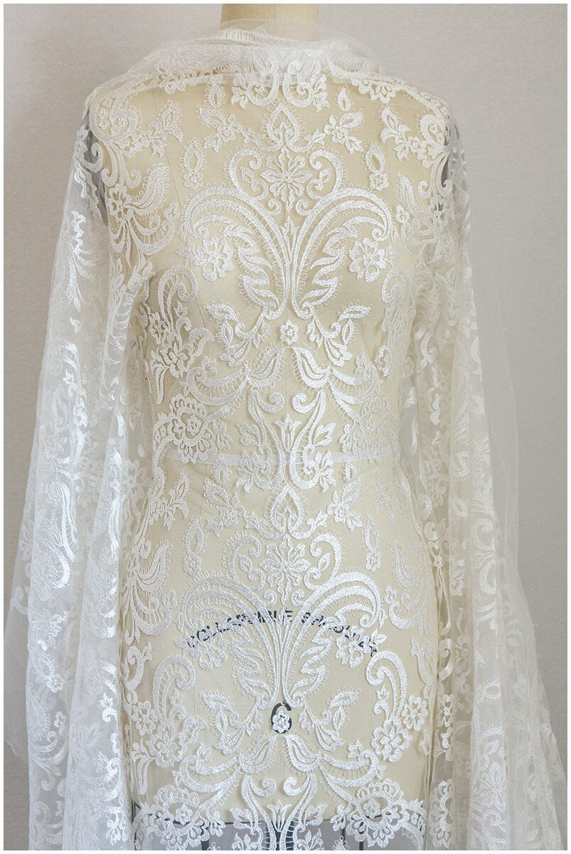 Soft embroidered bridal lace off-white/ Ornament lace fabric/ Guipure lace/ Bridal lace fabric// L17-025
