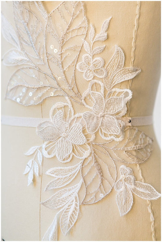 2Stk. 3D Gespiegelte Hochzeitskleid Applikation, Große Spitzen Applikation, Blumen Applikation, große Spitze Blume, Illusion Back Lace, Lace Patch// A17-046