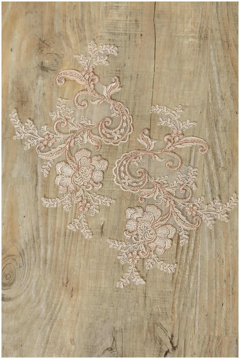 A17-091 / 2x ROSÉ GOLD gespiegelte Spitzenblume Applikation, Spitzenblume, Hochzeitskleid Spitze, Spitzenaufnäher, Brautkleid Applikation