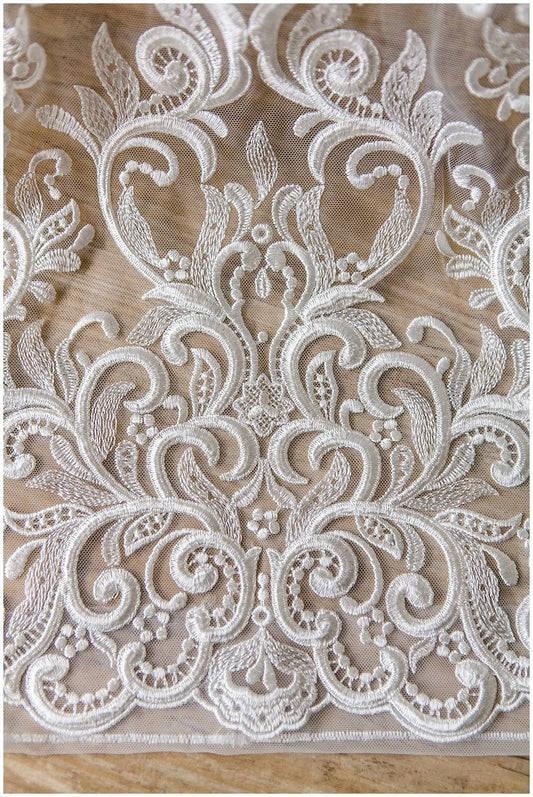 Bestickter Braut Spitzenstoff Off-White/ verschnörkelte Brautspitze/ bestickte Brautspitzenstoff// L17-054