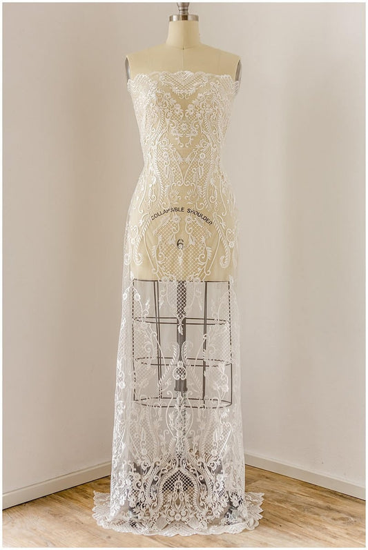 Sehr weiche und schöne Ornamentspitze mit Netzelementen - Hochzeitskleid Spitze, Brautspitze Stoff, Netzspitze Design -off-white// L17-031