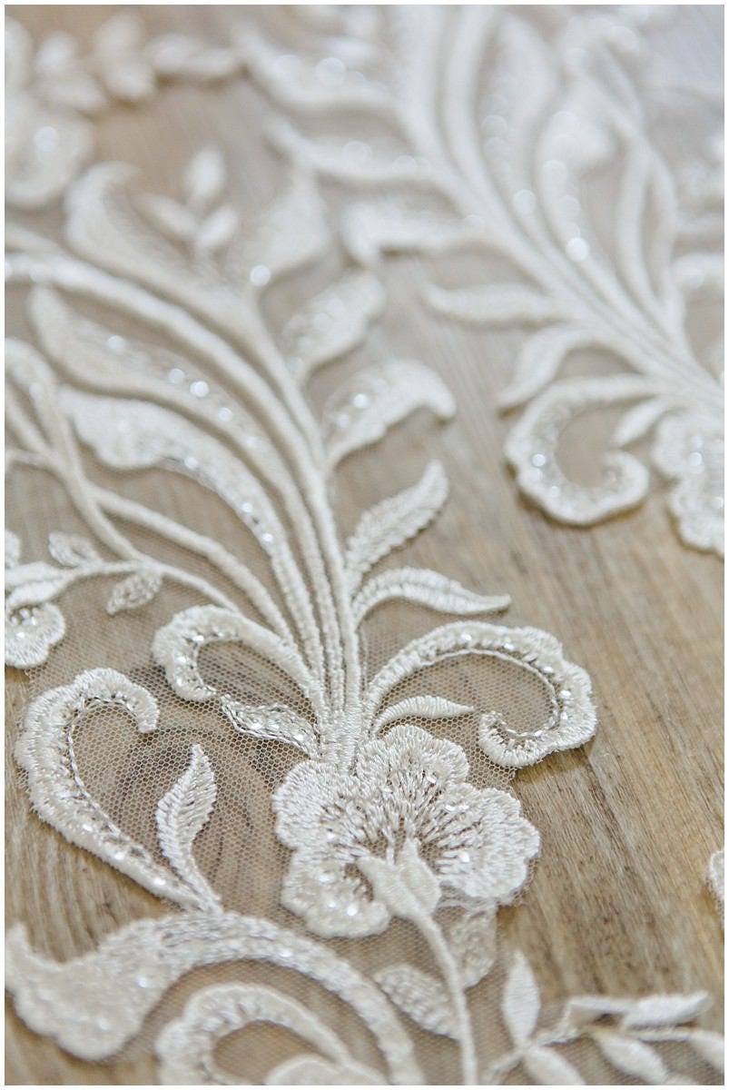 2Stk. Gespiegelte Brautblüten Applikation für Hochzeitskleider - IVORY + PAILLETTEN Spitzenblume, Spitzenaufnäher, Hochzeitskleid Applikation// A17-059