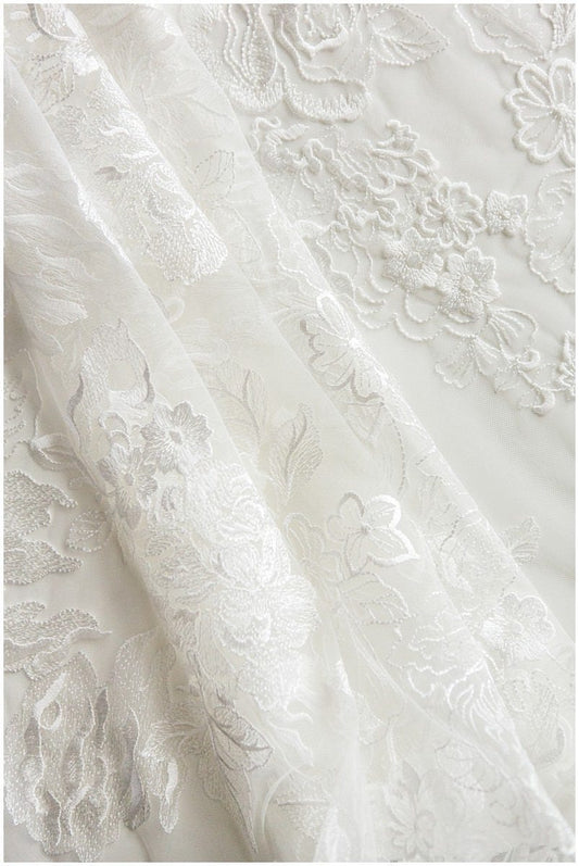 Blumen Spitzenstoff Off-White/ sehr weicher Hochzeit Spitzenstoff/ florale Brautspitze// L17-080