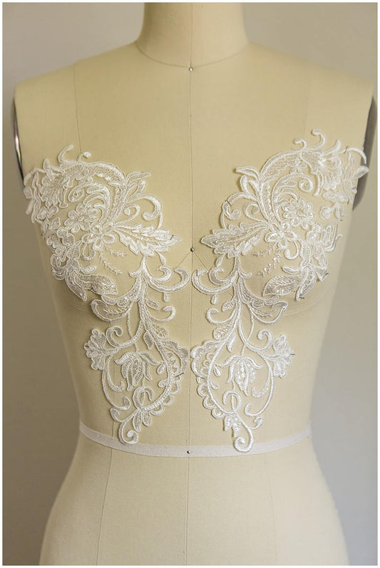 1 Paar (2Stk) gespiegelte Spitzenblume Applikation, Spitzenblume, Hochzeitskleid Spitze, Spitzenaufnäher, Brautkleid Applikation, Alenkon Applikation// A17-028