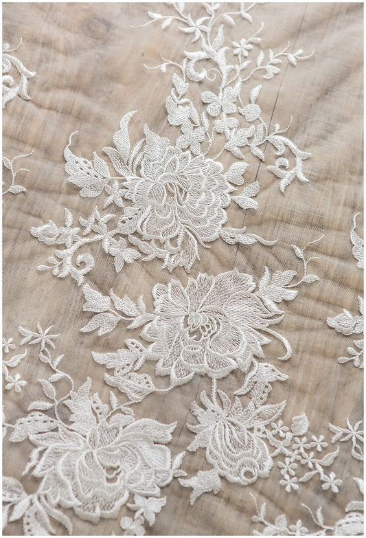 Rosenblüte BrautSpitze Stoff, sehr weicher Stickmuster Hochzeit Spitzenstoff, florales Spitzendesign, Hochzeitskleid Spitzenstoff, Schleierspitze// L17-098