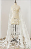 Blumen Spitzenstoff Off-White/ sehr weicher Hochzeit Spitzenstoff/ florale Brautspitze// L17-080
