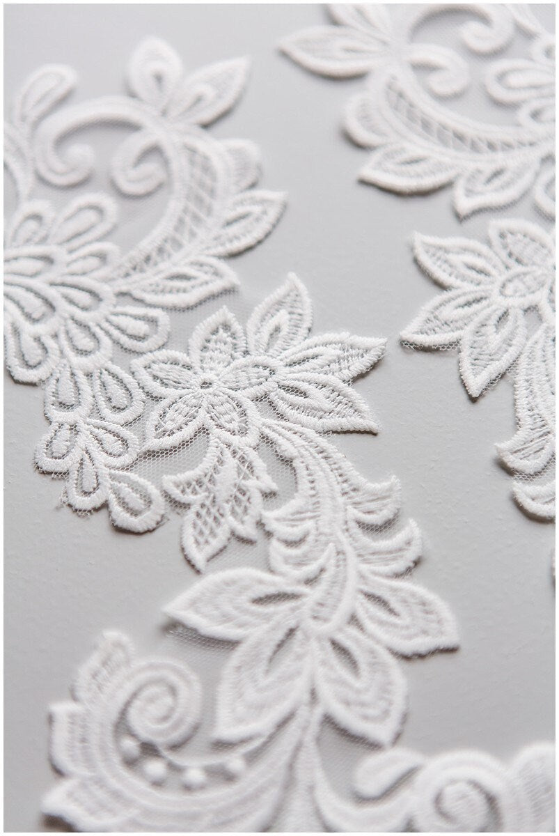 Spitze Patch Stickerei, Blume Applikation, Spitzenblume, Hochzeitskleid Spitze, Spitzenaufnäher für Brautkleider, Hochzeitskleid Spitzenapplikation// A17-127