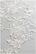 Spitzenblumen Aufnäher, BlumenApplikation, Romantische BlumenSpitze Applikation, Hochzeitskleid Spitze, Hochzeitskleid Spitzenapplikation, Brautspitze// A17-099