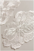 4pcs. 3D lace flowers for sewing on/ 3D flower lace applique/ wedding dress lace applique/ bridal lace// A17-074