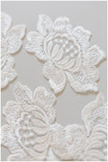 4pcs. 3D lace flowers for sewing/ 3D flower lace applique/ wedding dress lace applique/ bridal lace// A17-076