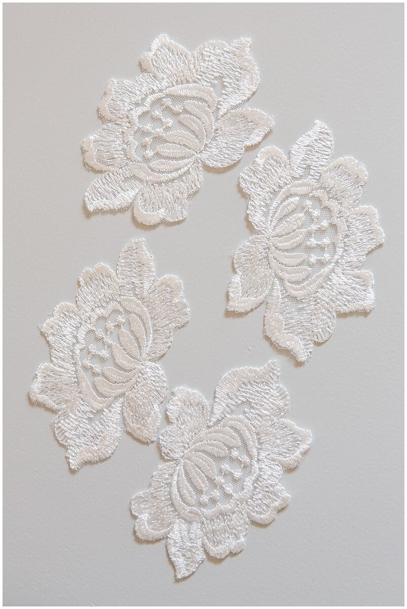 4pcs. 3D lace flowers for sewing/ 3D flower lace applique/ wedding dress lace applique/ bridal lace// A17-076