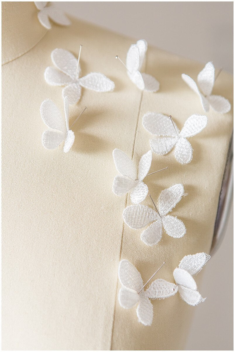 20 pièces. Fleurs 3D pour la couture/ applique de dentelle de fleur 3D/ applique de dentelle de robe de mariée/ dentelle de mariée// A17-088