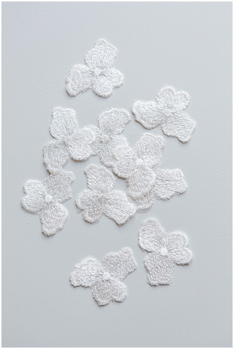 20pcs 3D flowers for sewing/ lace applique/ wedding dress lace applique/ bridal 3D applique// A17-112
