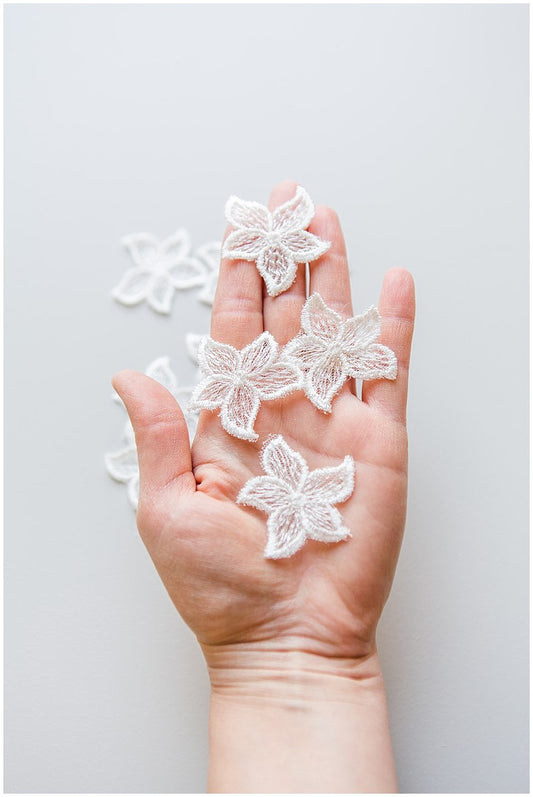 10pcs lace flower patch/ 3D lace flower/ wedding dress lace applique/ bridal 3D applique// A17-113