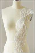 Soft embroidered lace trim/ elegant off-white bridal lace trim/ veil lace trim/ wedding dress lace// T17-040