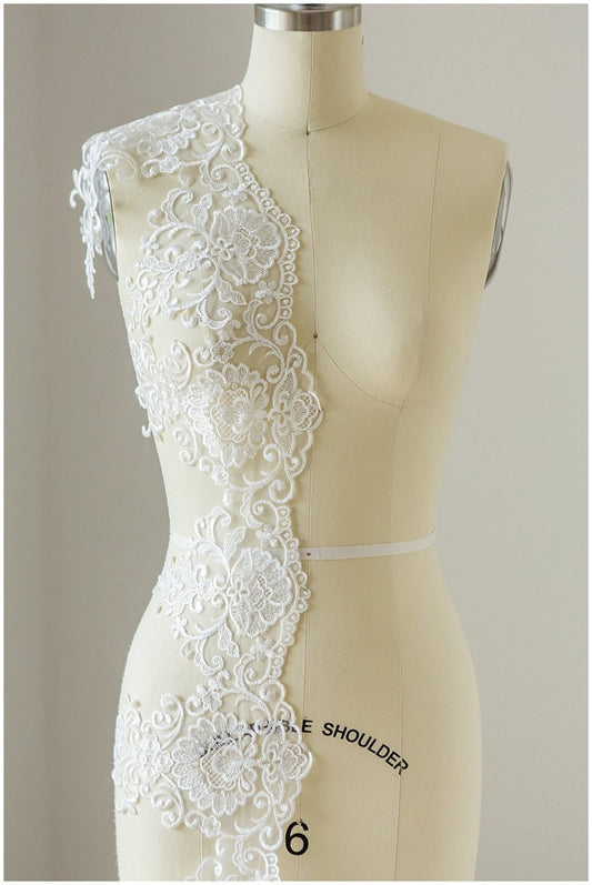 Embroidered lace trim off-white/ elegant bridal lace trim/ veil lace trim/ wedding dress lace trim// T17-042