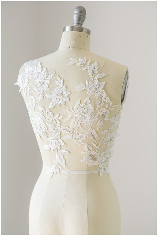 Spitzenblumen Aufnäher, BlumenApplikation, Romantische BlumenSpitze Applikation, Hochzeitskleid Spitze, Hochzeitskleid Spitzenapplikation, Brautspitze// A17-099