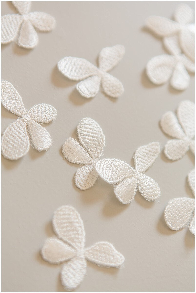 20 pièces. Fleurs 3D pour la couture/ applique de dentelle de fleur 3D/ applique de dentelle de robe de mariée/ dentelle de mariée// A17-088