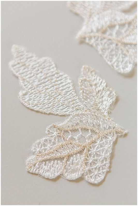 10pcs. 3D flowers for sewing/ 3D lace applique/ 3D lace flower/ wedding dress lace applique/ bridal 3D applique// A17-106