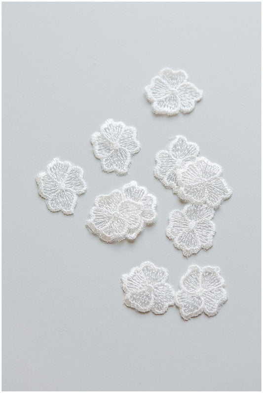 10pcs. 3D flowers for sewing/ 3D lace applique/ 3D lace flower/ wedding dress lace applique/ wedding dress applique// A17-111