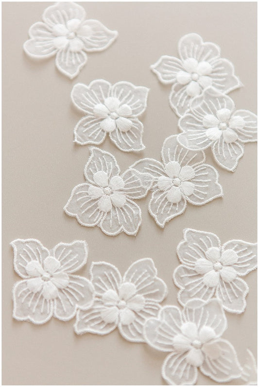 20pcs 3D lace flowers for sewing/ 3D lace applique/ wedding dress lace applique/ bridal 3D applique// A17-147