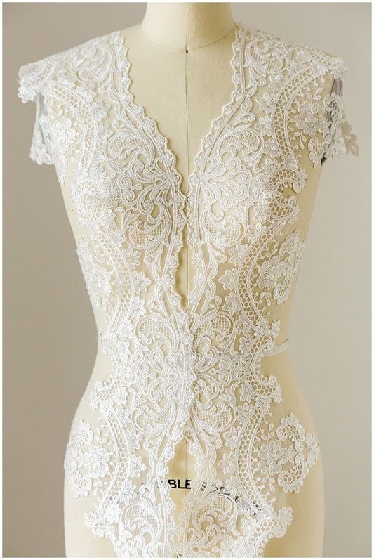 Bridal lace trim off-white/ Brut veil lace trim/ elegant bridal lace trim// T17-048