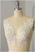 2pcs. mirrored lace flower applique/ ivory lace flower applique/ wedding dress applique// A17-001