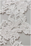 PerlenHochzeitskleid Spitzenapplikation, Aufnäher für Brautkleid, Spitzenblume für Hochzeitskleid, Brautspitze Applikation// A17-154