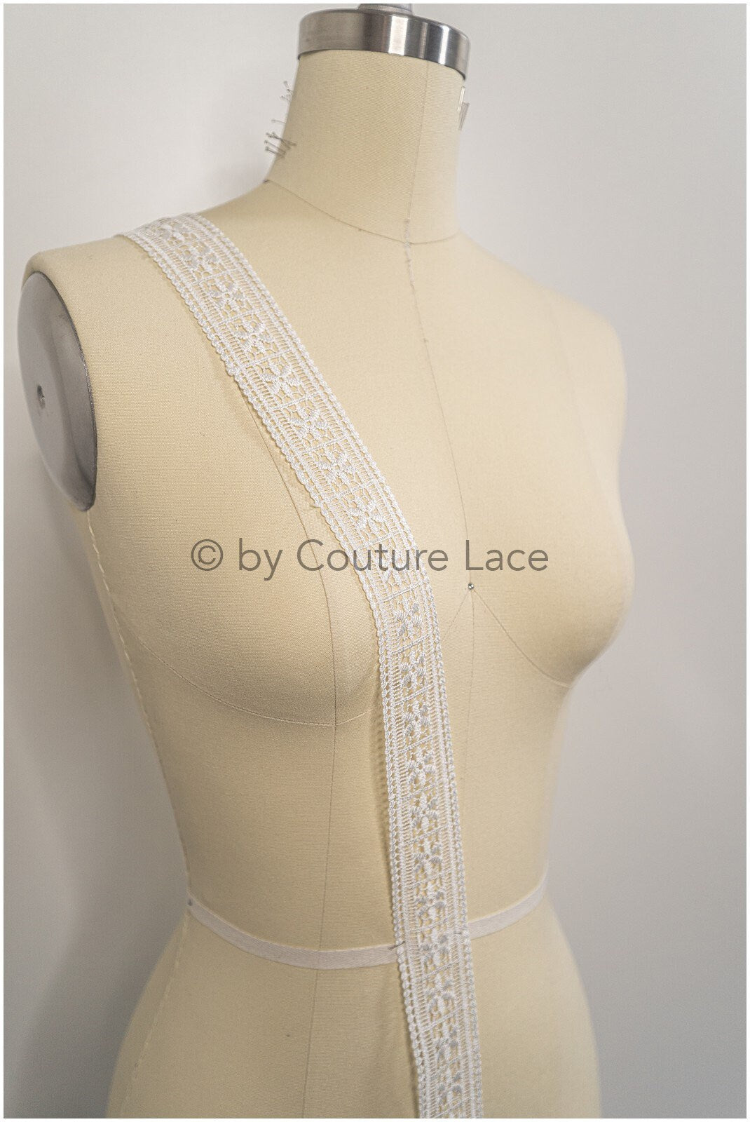 Soft crochet lace trim with geometric pattern/ Off-white guipure lace trim/ Bridal macrame lace trim// T21-128