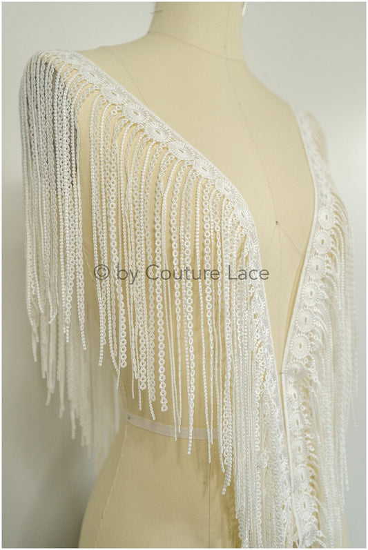 Fringed lace trim off-white/ Boho lace trim/ Crocheted lace trim/ Guipure lace// T21-140