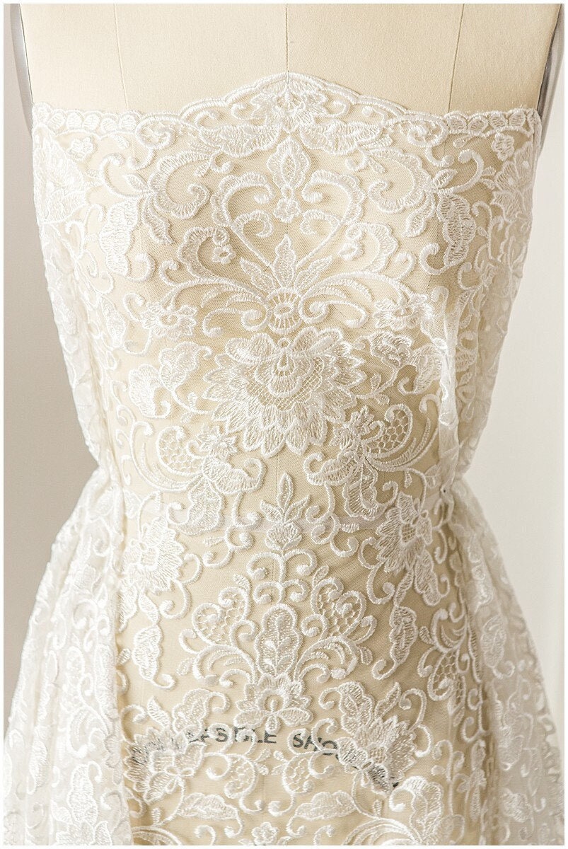 Ornate bridal lace, Guipure look wedding dress lace fabric, Berta Bridal inspired lace, veil lace, Alencon lace fabric// L17-095